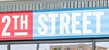 12th Street Burgers & Shakes