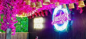 Luckys