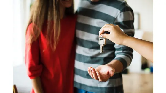become estate agent