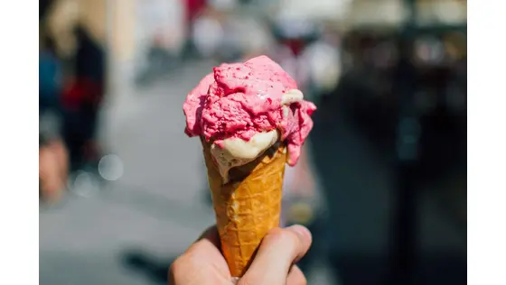 ice cream parlour