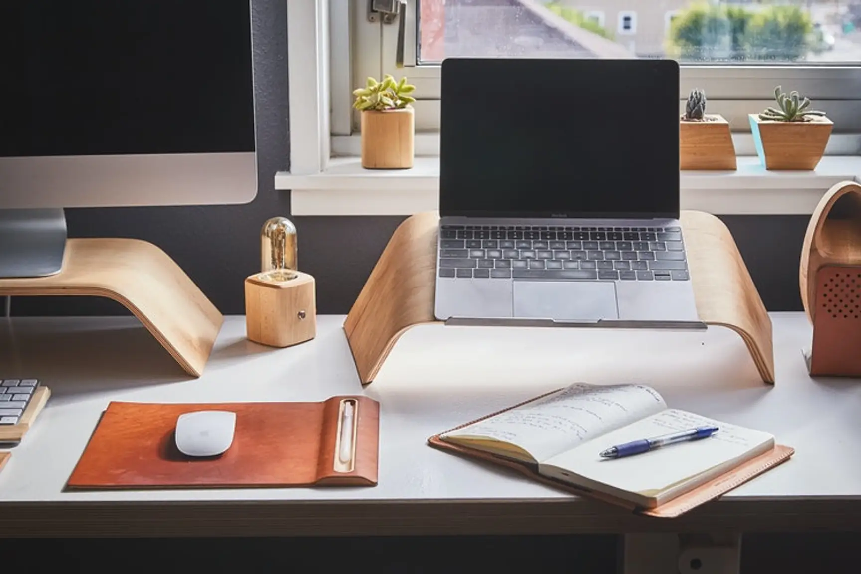 Want to Work From Home? Check Out These Top 7 Home-Based Business Ideas